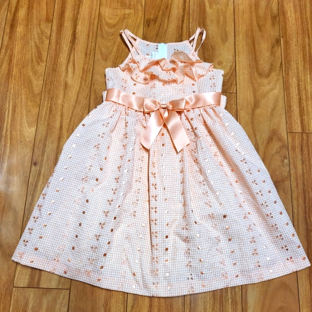 Girls dress